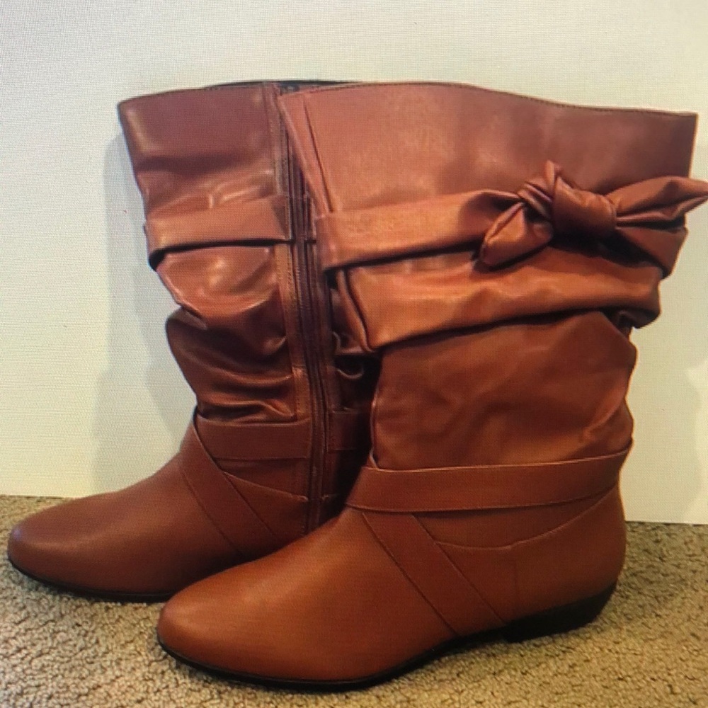 Women's Brown Boots with Bow Detail